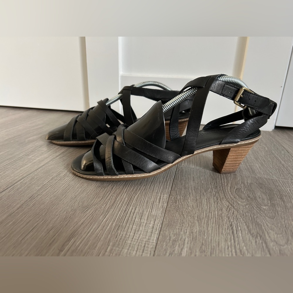 Timberland Earthkeepers Women’s Black Leather Strappy Sandals | Size 10 |